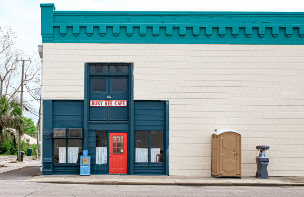 Affordable portable toilet rental in Hialeah, FL